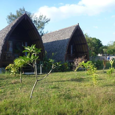 Rose Bungalow Hotel Pemenang Zewnętrze zdjęcie