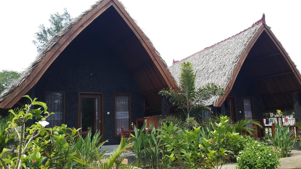 Rose Bungalow Hotel Pemenang Zewnętrze zdjęcie