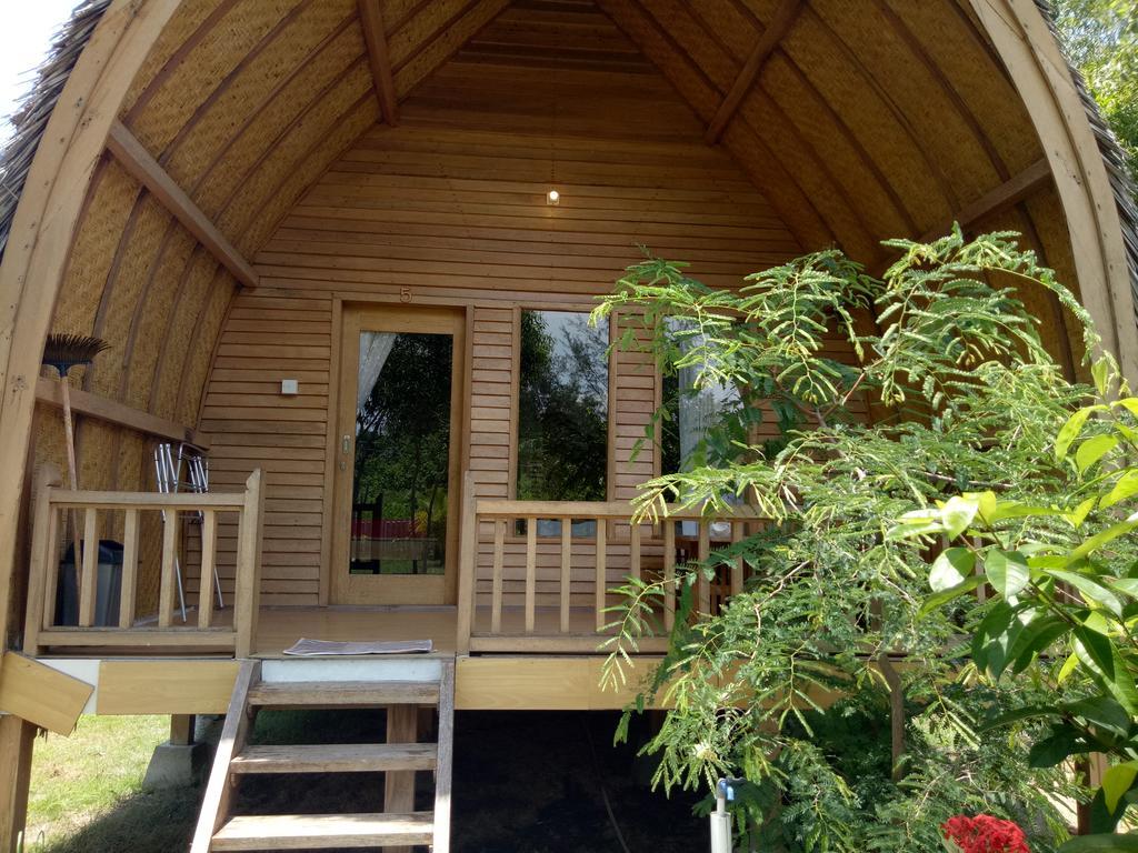Rose Bungalow Hotel Pemenang Zewnętrze zdjęcie