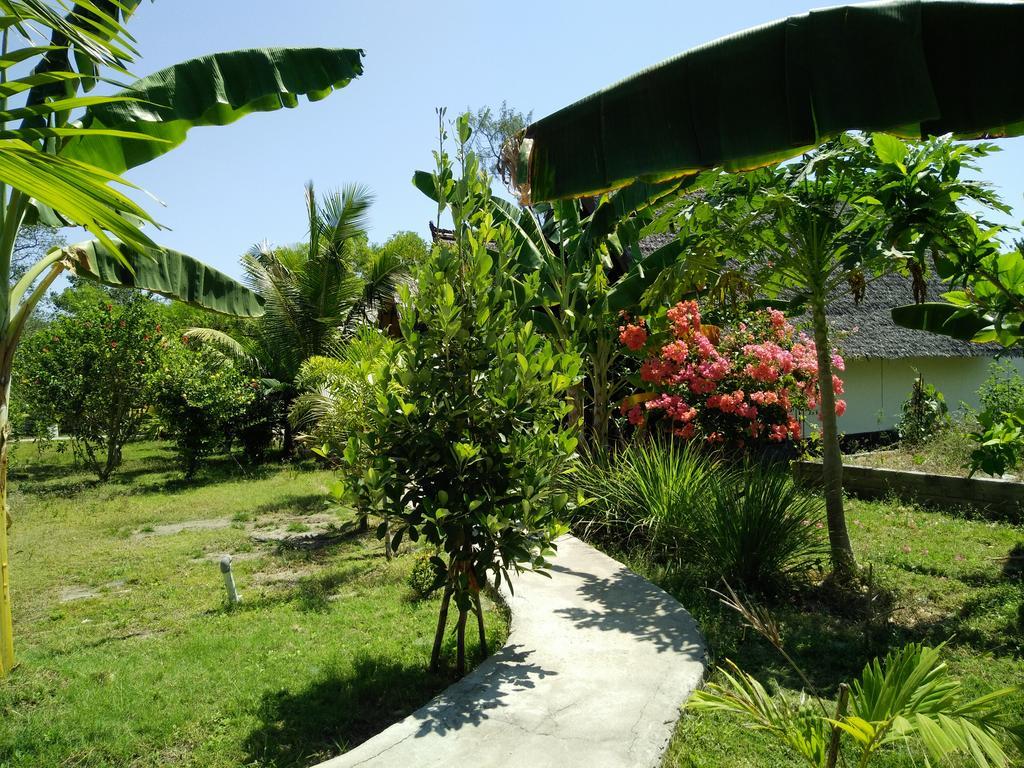 Rose Bungalow Hotel Pemenang Zewnętrze zdjęcie