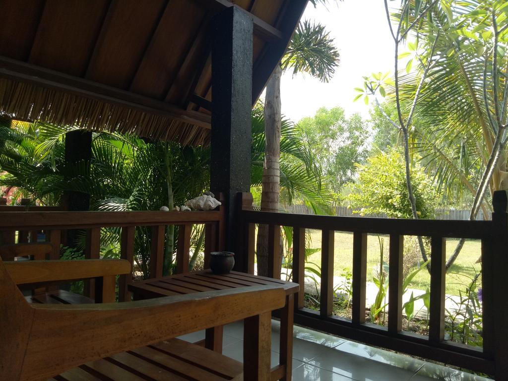 Rose Bungalow Hotel Pemenang Zewnętrze zdjęcie