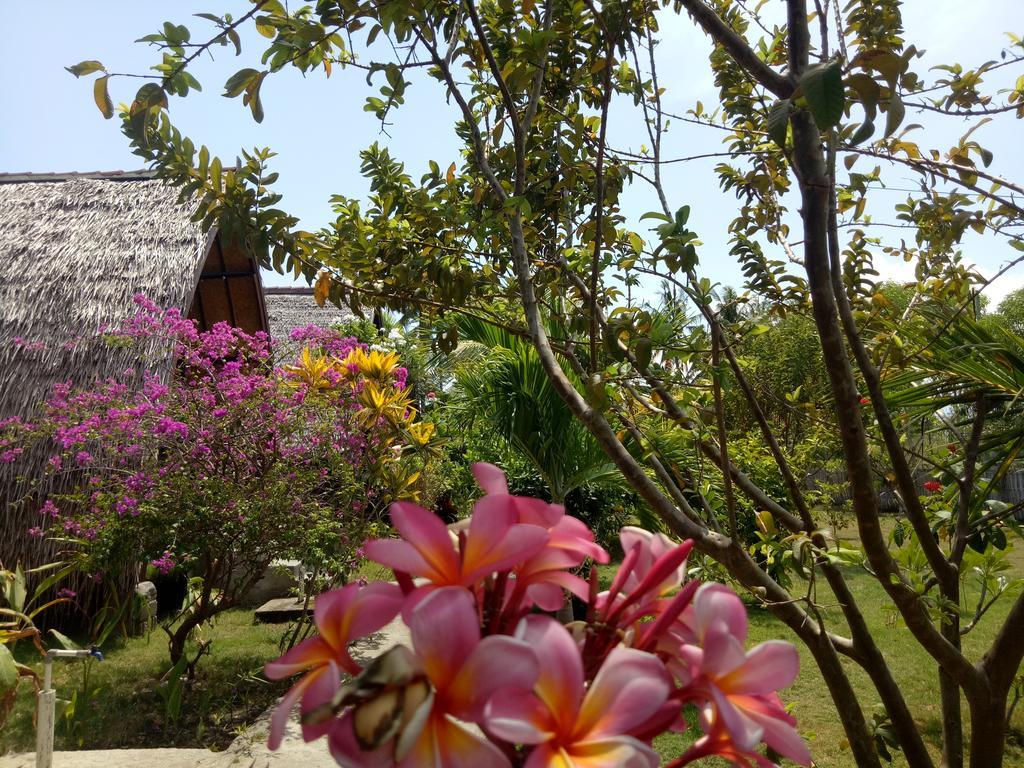 Rose Bungalow Hotel Pemenang Zewnętrze zdjęcie