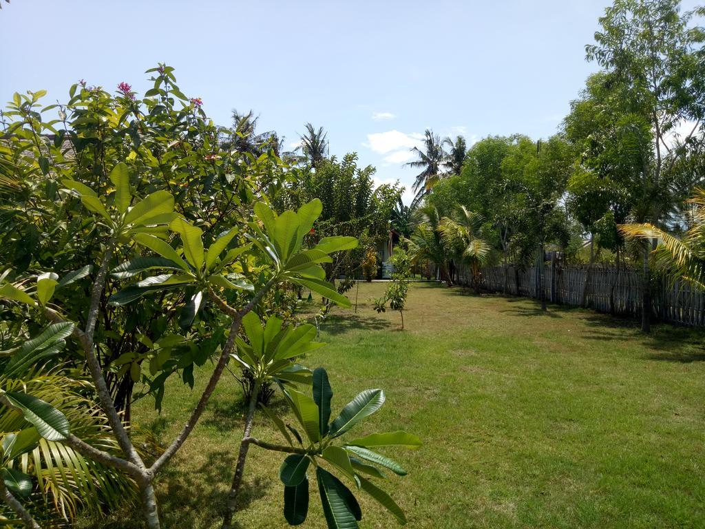 Rose Bungalow Hotel Pemenang Zewnętrze zdjęcie