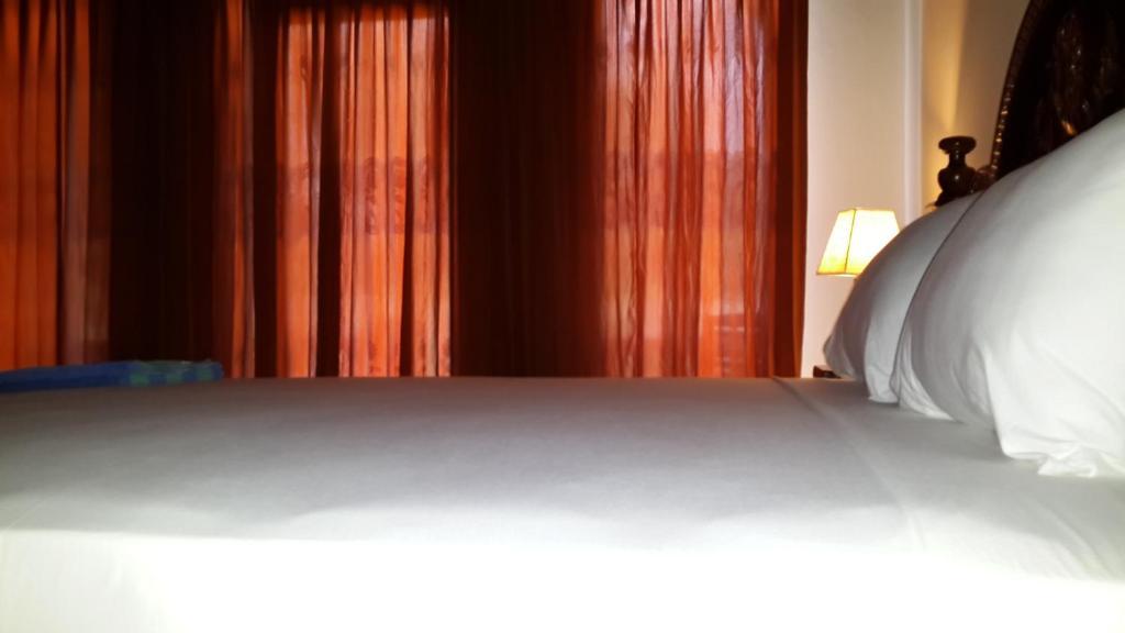 Rose Bungalow Hotel Pemenang Zewnętrze zdjęcie